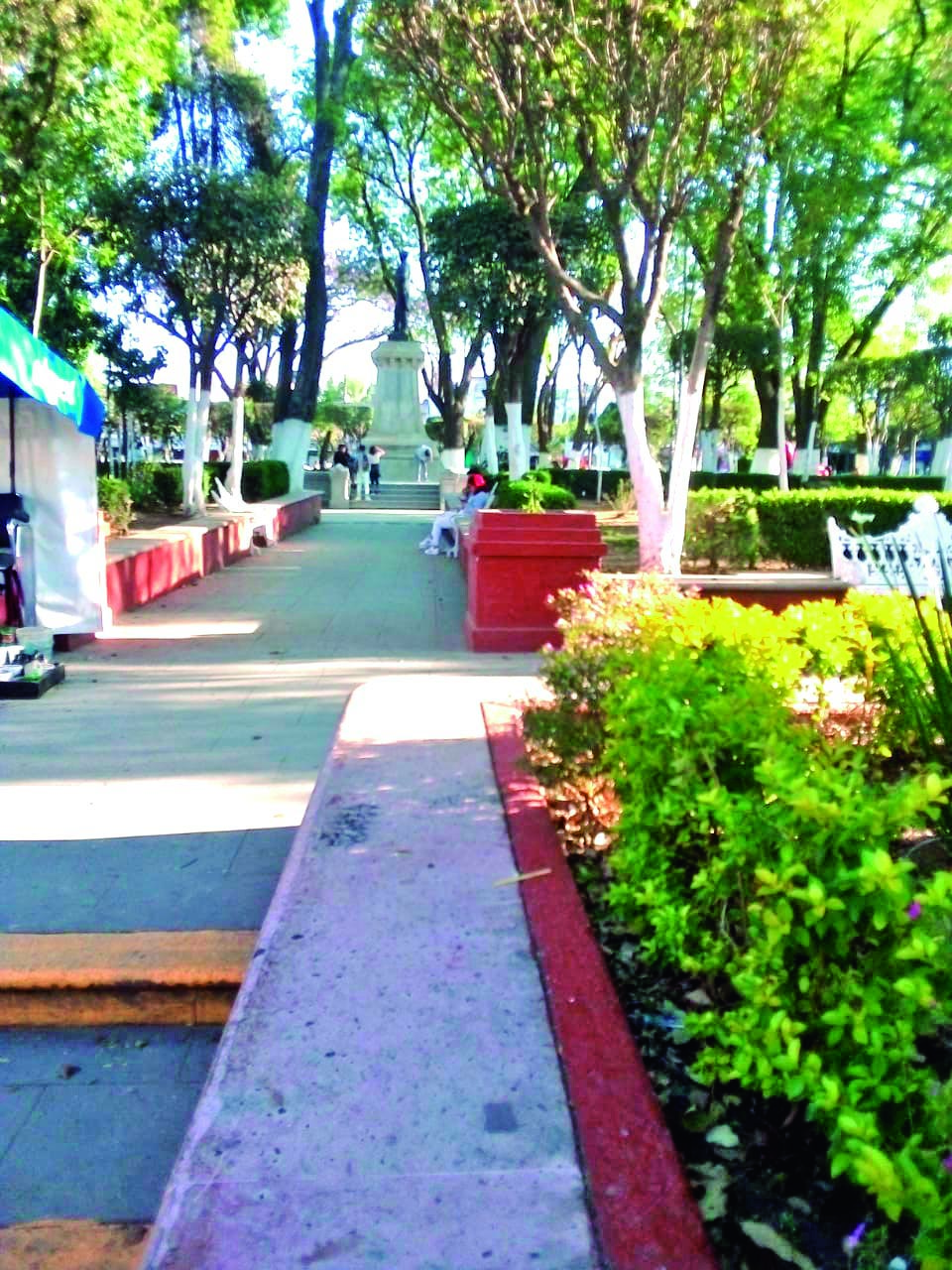 Por fin el Jardin La Floresta fue reabierto para disfrute de los tulancingueses. Las autoridades municipales, decidieron retirarlas vallas, que impedían el acceso tras la pandemia por Covid-19.